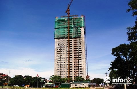 Chung cư Bảo Sơn Complex với quy mô 31 tầng, có 319 căn hộ cao cấp.